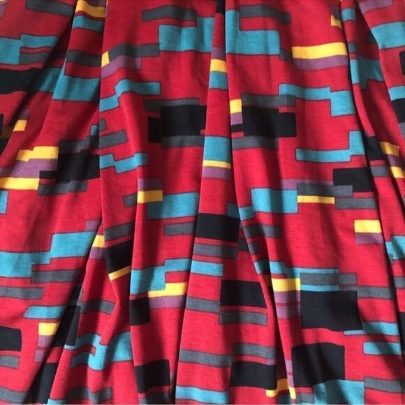 LularoeāMadisonāSkirt - Picture 3 of 5
